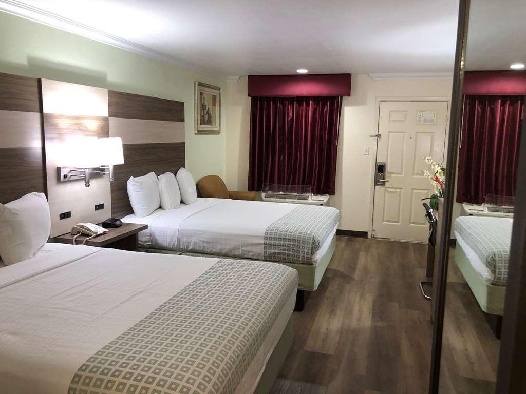 Americas Best Value Inn Кълъмбъс Стая снимка