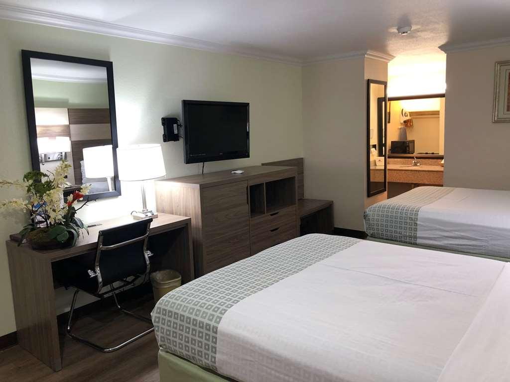 Americas Best Value Inn Кълъмбъс Стая снимка