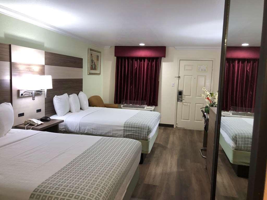 Americas Best Value Inn Кълъмбъс Стая снимка