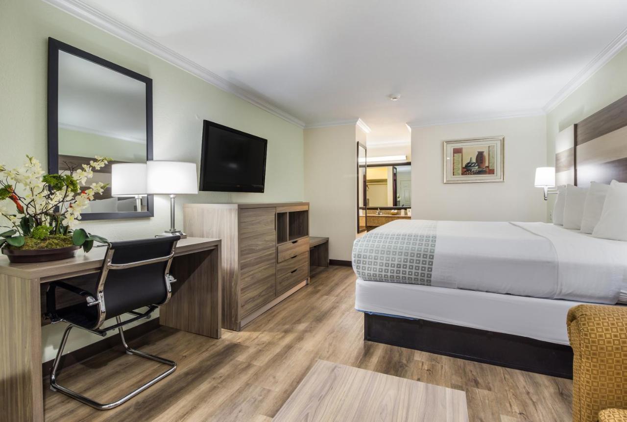 Americas Best Value Inn Кълъмбъс Екстериор снимка