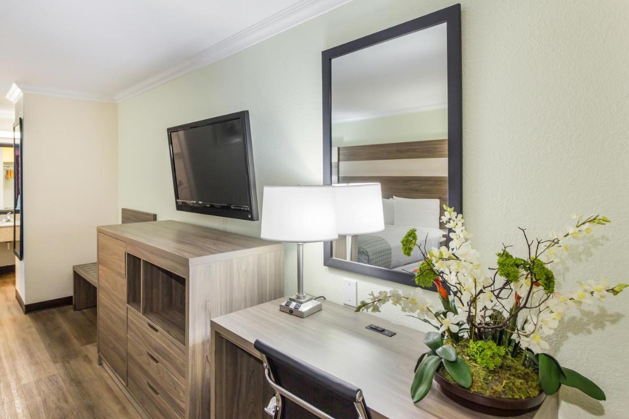 Americas Best Value Inn Кълъмбъс Екстериор снимка