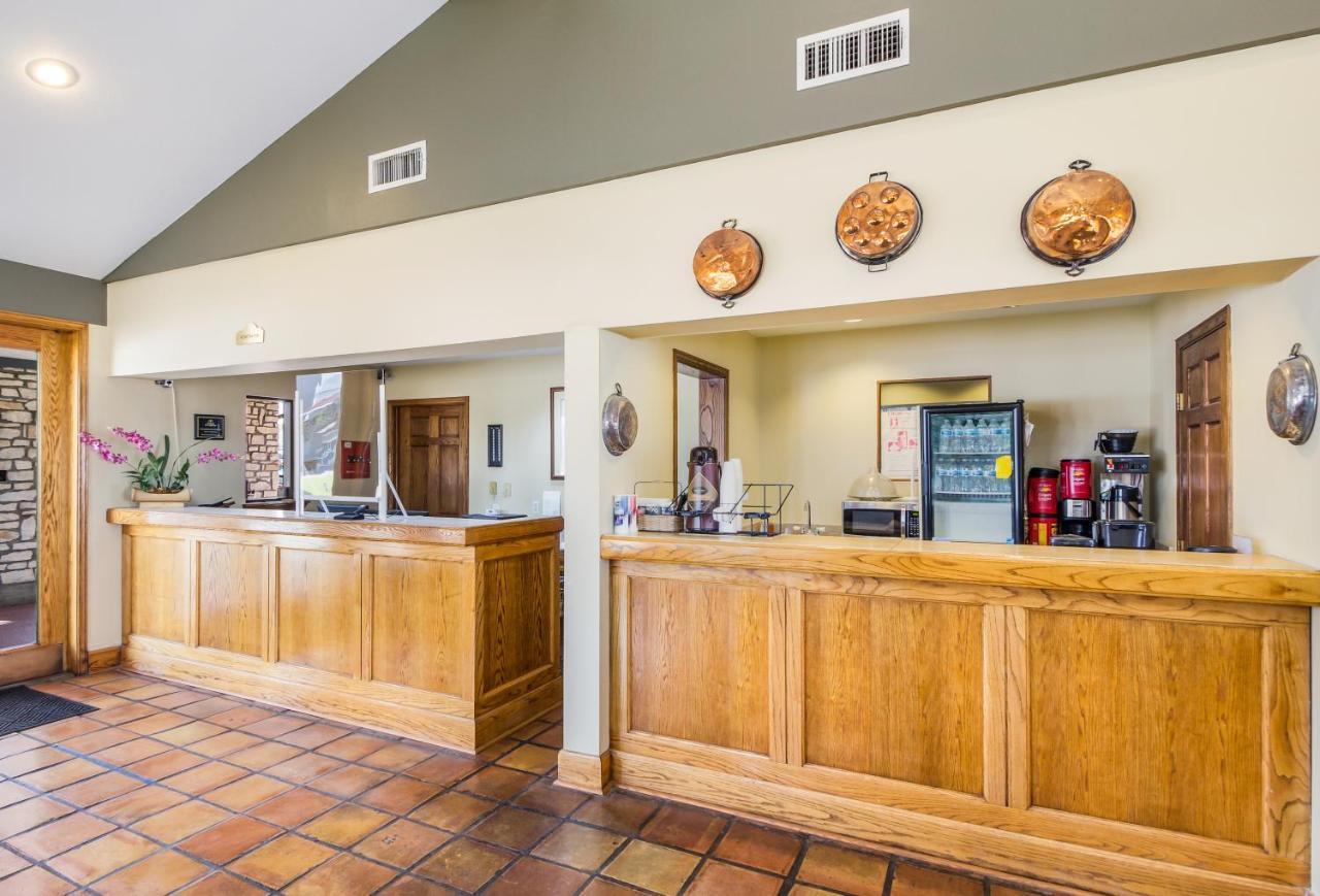 Americas Best Value Inn Кълъмбъс Екстериор снимка