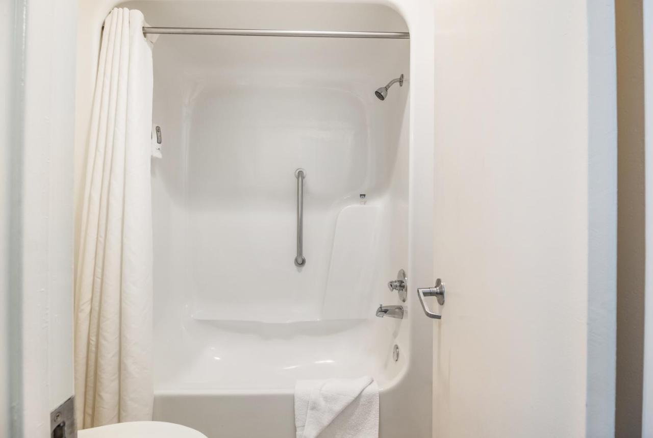 Americas Best Value Inn Кълъмбъс Екстериор снимка