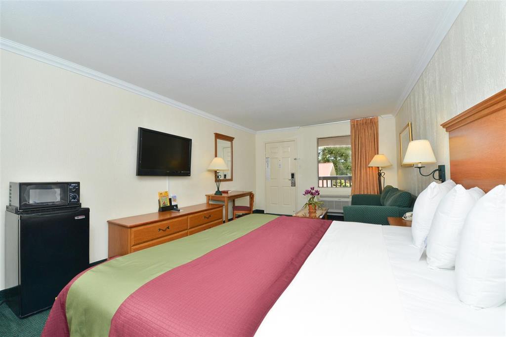 Americas Best Value Inn Кълъмбъс Стая снимка